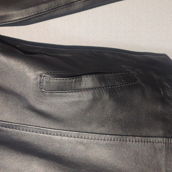 Leather jacket - Picture 3 of 4
